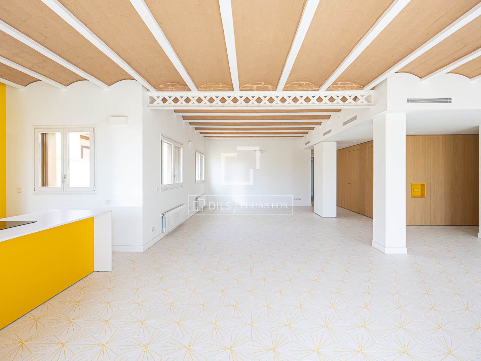 Wohnung in Barcelona, Spanien 3 Schlafzimmer, 174 m2 Nr. 150927