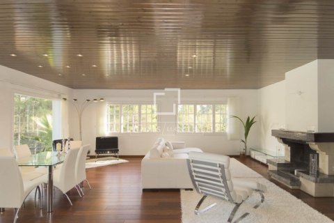 Villa zum Verkauf in Bellaterra, Barcelona, Spanien 5 Schlafzimmer, 322 m2 Nr. 150928 - Foto 4