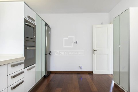 Villa zum Verkauf in Bellaterra, Barcelona, Spanien 5 Schlafzimmer, 322 m2 Nr. 150928 - Foto 7