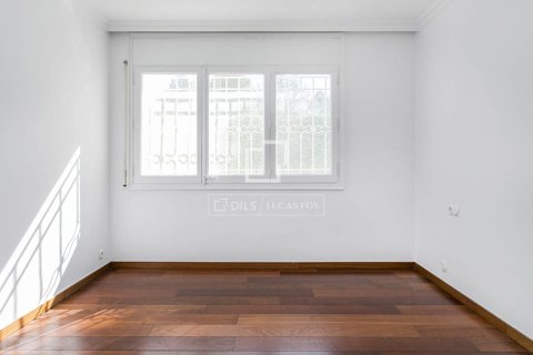 Villa zum Verkauf in Bellaterra, Barcelona, Spanien 5 Schlafzimmer, 322 m2 Nr. 150928 - Foto 19