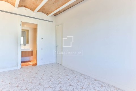 Apartment à vendre à Barcelona, Espagne, 3 chambres, 178 m2 No. 150925 - photo 15