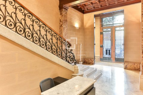 Apartment à vendre à Barcelona, Espagne, 3 chambres, 178 m2 No. 150925 - photo 27