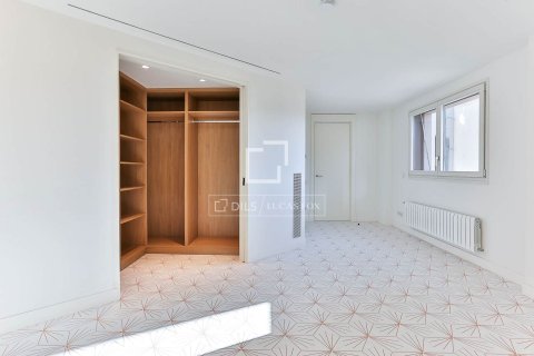 Apartment à vendre à Barcelona, Espagne, 3 chambres, 178 m2 No. 150925 - photo 9
