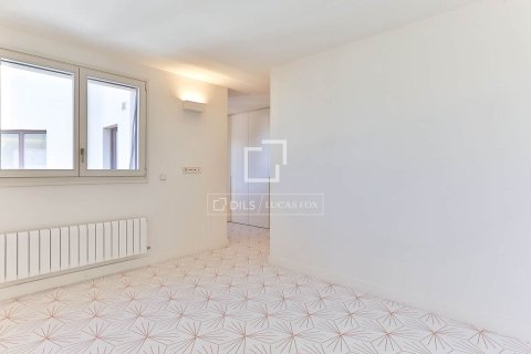 Apartment à vendre à Barcelona, Espagne, 3 chambres, 178 m2 No. 150925 - photo 12