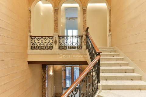 Apartment à vendre à Barcelona, Espagne, 3 chambres, 178 m2 No. 150925 - photo 25