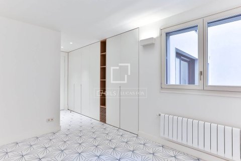 Apartament w Barcelona, Hiszpania 2 sypialnie, 151 mkw. nr 150924 – zdjęcie 5