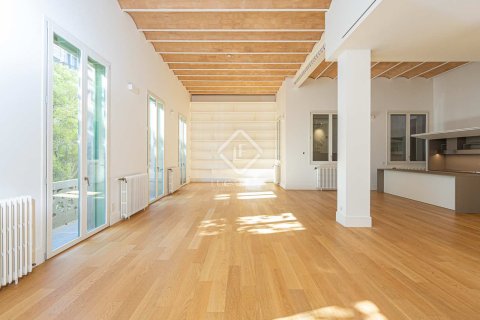 Apartament w Barcelona, Hiszpania 2 sypialnie, 151 mkw. nr 150924 – zdjęcie 28