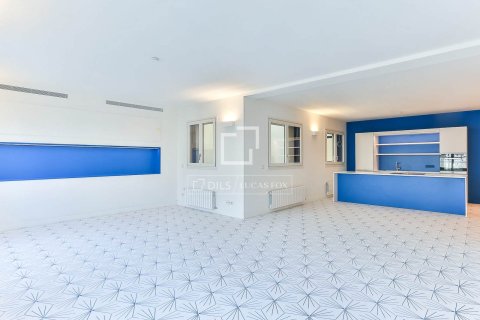 Apartament w Barcelona, Hiszpania 2 sypialnie, 151 mkw. nr 150924 – zdjęcie 2