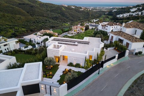 Villa à vendre Benahavis, Malaga, Espagne, 6 chambres, 631 m2 No. 135026 - photo 25