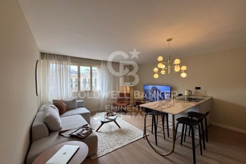 Apartment à vendre à Barcelona, Espagne, 2 chambres, 90 m2 No. 179094 - photo 2