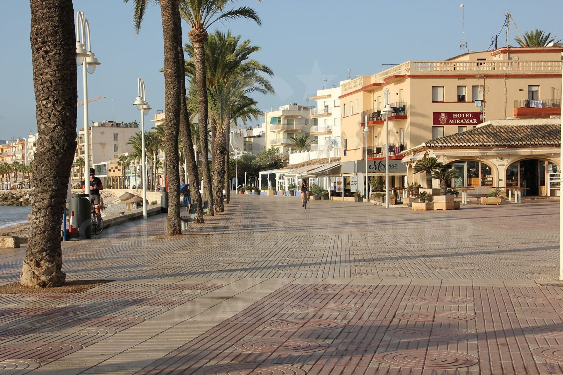 Parcela en Jávea, Alicante, España 2100 m2 No. 179092