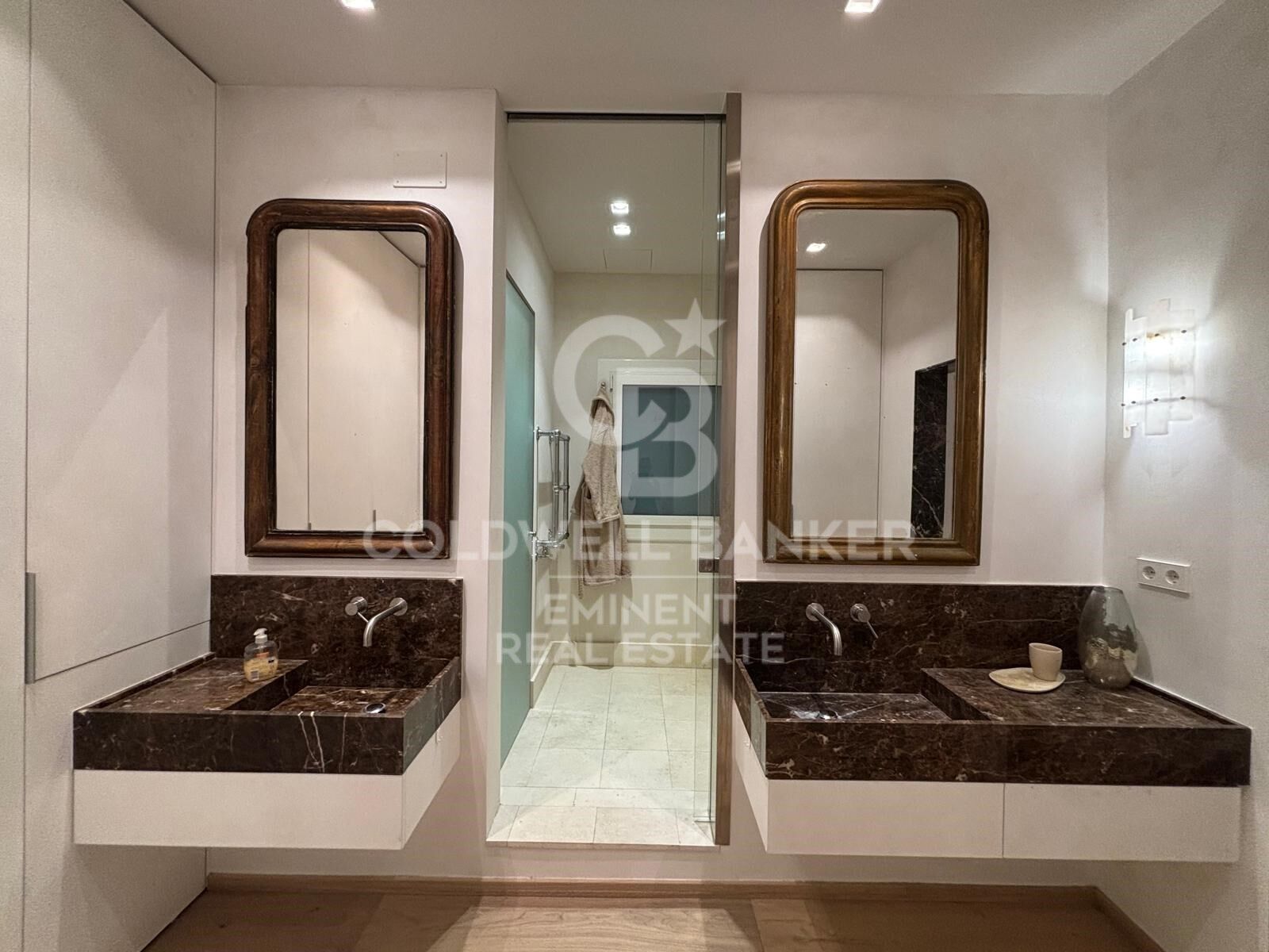 Apartment in Barcelona, Spain 2 bedrooms, 133 sq.m. No. 179096