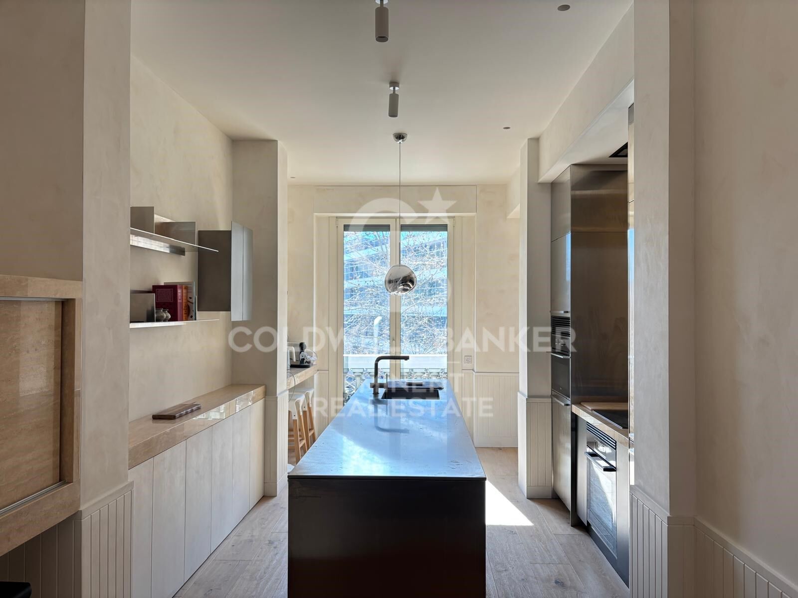 Apartment in Barcelona, Spain 2 bedrooms, 133 sq.m. No. 179096