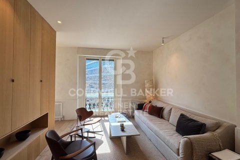 Apartment à Barcelona, Espagne 2 chambres, 133 m2 No. 179096