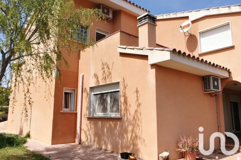 Talo myytävänä Vinaros, Castellon, Espanja, 5 makuuhuonetta, 239 m2 No. 153482 - kuva 8