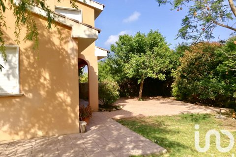 Talo myytävänä Vinaros, Castellon, Espanja, 5 makuuhuonetta, 239 m2 No. 153482 - kuva 11