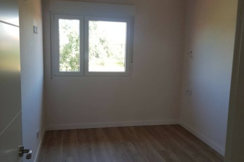 Продажа дома в Вальверде де ла Вирхен, Леон, Испания 4 спальни, 178м2 №153481 - фото 12