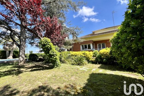 Dom w Corbera de Llobregat, Barcelona, Hiszpania 5 sypialni, 540 mkw. nr 153480 – zdjęcie 5