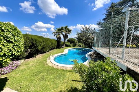 Dom w Corbera de Llobregat, Barcelona, Hiszpania 5 sypialni, 540 mkw. nr 153480 – zdjęcie 6