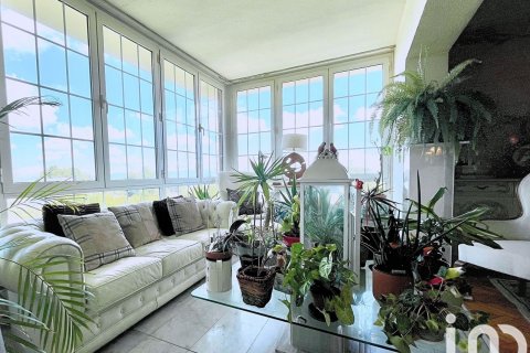 Dom w Corbera de Llobregat, Barcelona, Hiszpania 5 sypialni, 540 mkw. nr 153480 – zdjęcie 13