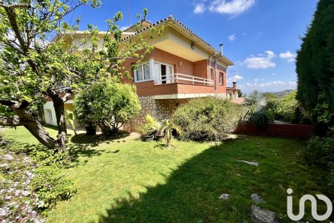 Dom w Corbera de Llobregat, Barcelona, Hiszpania 5 sypialni, 540 mkw. nr 153480 – zdjęcie 2