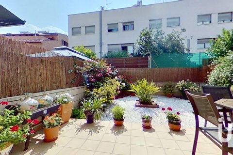 Kamienica w El Vendrell, Tarragona, Hiszpania 4 sypialnie, 262 mkw. nr 153477 – zdjęcie 11