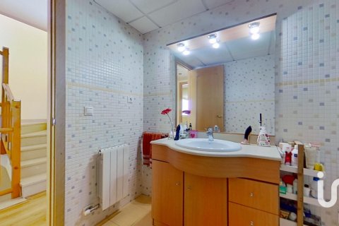 Kamienica w El Vendrell, Tarragona, Hiszpania 4 sypialnie, 262 mkw. nr 153477 – zdjęcie 22