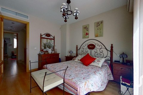 Kamienica w El Vendrell, Tarragona, Hiszpania 4 sypialnie, 262 mkw. nr 153477 – zdjęcie 30