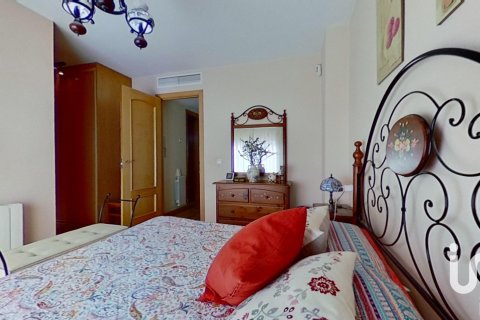 Kamienica w El Vendrell, Tarragona, Hiszpania 4 sypialnie, 262 mkw. nr 153477 – zdjęcie 25