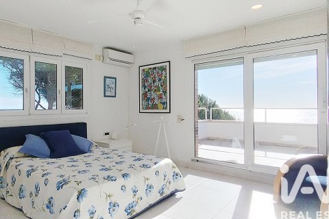 Dom w Torredembarra, Tarragona, Hiszpania 6 sypialni, 652 mkw. nr 152335 – zdjęcie 27