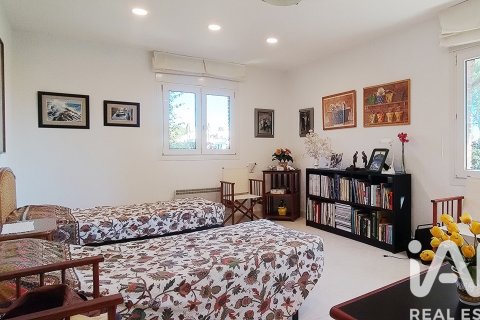 Dom w Torredembarra, Tarragona, Hiszpania 6 sypialni, 652 mkw. nr 152335 – zdjęcie 15