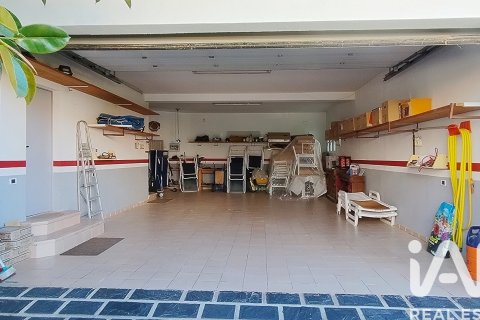 Dom w Torredembarra, Tarragona, Hiszpania 6 sypialni, 652 mkw. nr 152335 – zdjęcie 5