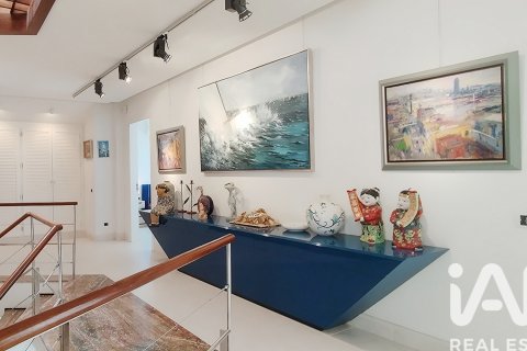 Dom w Torredembarra, Tarragona, Hiszpania 6 sypialni, 652 mkw. nr 152335 – zdjęcie 19