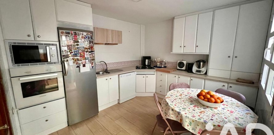 Дом в Херес, Кадис, Испания 6 спален, 152м2 №152336