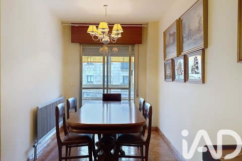 Huoneisto myytävänä Marin, Pontevedra, Espanja, 4 makuuhuonetta, 155 m2 No. 152340 - kuva 7