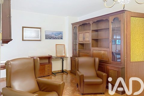 Huoneisto myytävänä Marin, Pontevedra, Espanja, 4 makuuhuonetta, 155 m2 No. 152340 - kuva 9