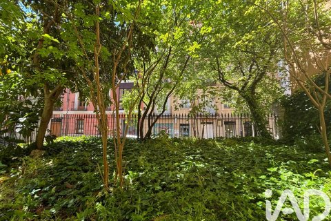 Oficina en venta en Valladolid, España 7 dormitorios, 174 m2 No. 152338 - foto 10