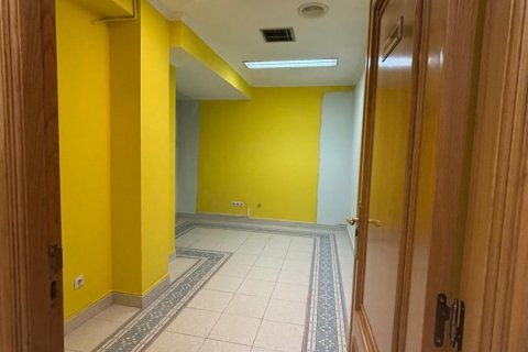 Oficina en venta en Valladolid, España 7 dormitorios, 174 m2 No. 152338 - foto 15