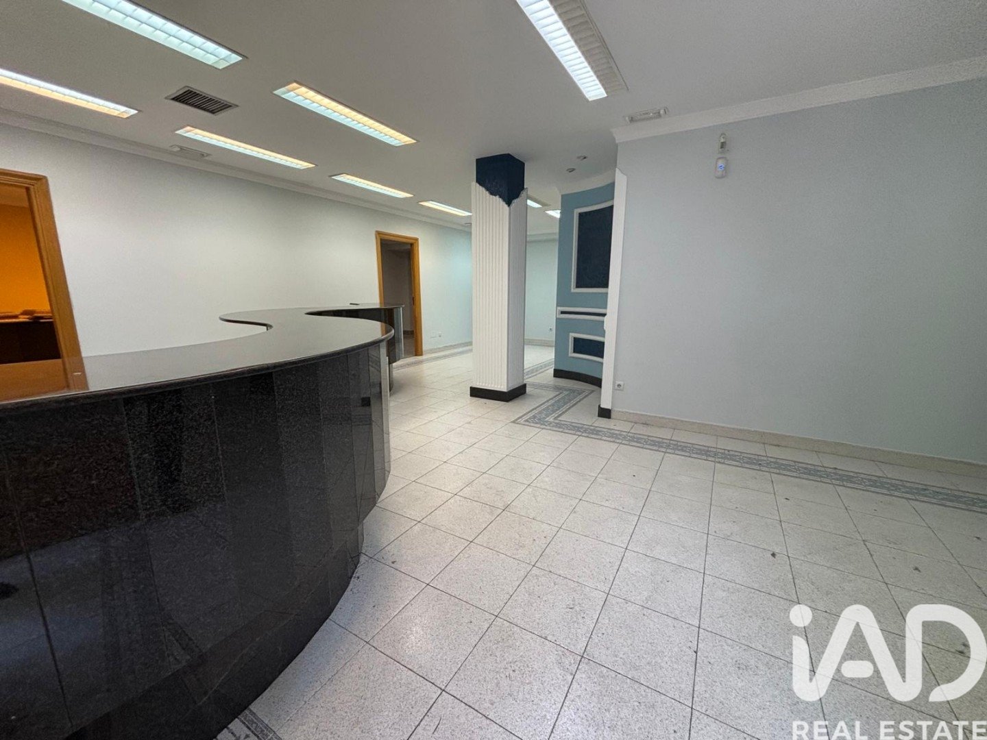 Office in Valladolid, Spain 7 bedrooms, 174 sq.m. No. 152338