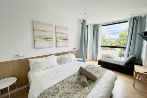 Villa for rent in Santa Ponsa, Mallorca, Spain 6 bedrooms, 370 sq.m. No. 194867 - photo 9