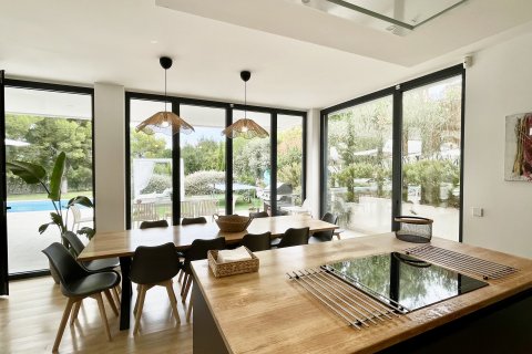Villa for rent in Santa Ponsa, Mallorca, Spain 6 bedrooms, 370 sq.m. No. 194867 - photo 7