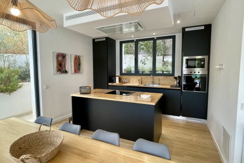 Villa for rent in Santa Ponsa, Mallorca, Spain 6 bedrooms, 370 sq.m. No. 194867 - photo 6