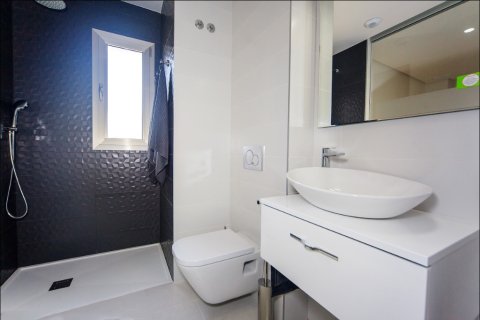 Dzīvoklis pārdošanā Villamartin, Alicante, Spānijā 2 istabas, 75 m2 Nr. 144692 - attēls 14