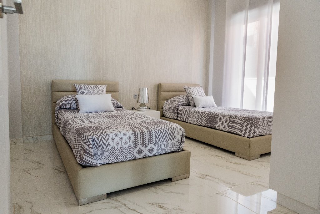 Villa i Villamartin, Alicante, Spanien 3 sovrum, 162 kvm. Nr. 144694