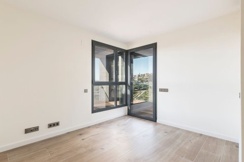 Huoneisto myytävänä Esplugues de Llobregat, Barcelona, Espanja, 4 makuuhuonetta, 162 m2 No. 194535 - kuva 21