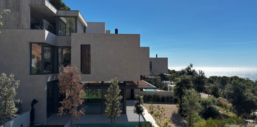 House à Tamariu, Girona, Espagne 5 chambres, 496 m2 No. 194539