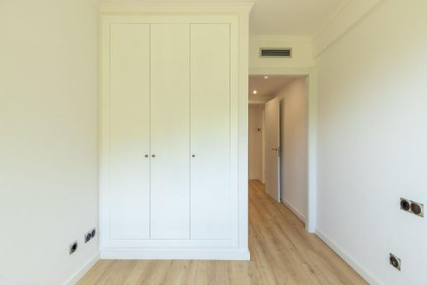 House à vendre à Sitges, Barcelona, Espagne, 3 chambres, 289 m2 No. 194540 - photo 30