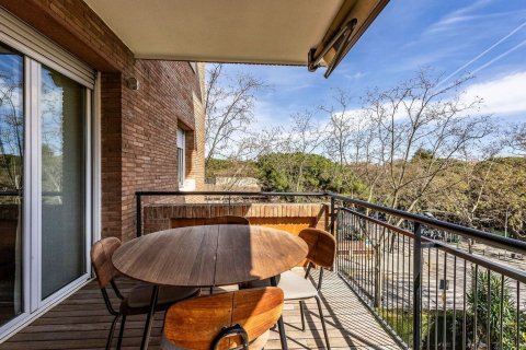 Huoneisto myytävänä Barcelona, Espanja, 5 makuuhuonetta, 245 m2 No. 194536 - kuva 26