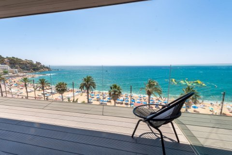 Huoneisto myytävänä Lloret de Mar, Girona, Espanja, 3 makuuhuonetta, 146 m2 No. 194537 - kuva 25