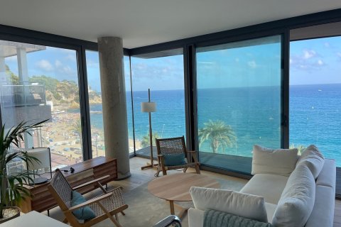 Huoneisto myytävänä Lloret de Mar, Girona, Espanja, 3 makuuhuonetta, 146 m2 No. 194537 - kuva 4